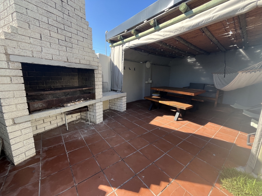 3 Bedroom Property for Sale in Muizenberg Western Cape